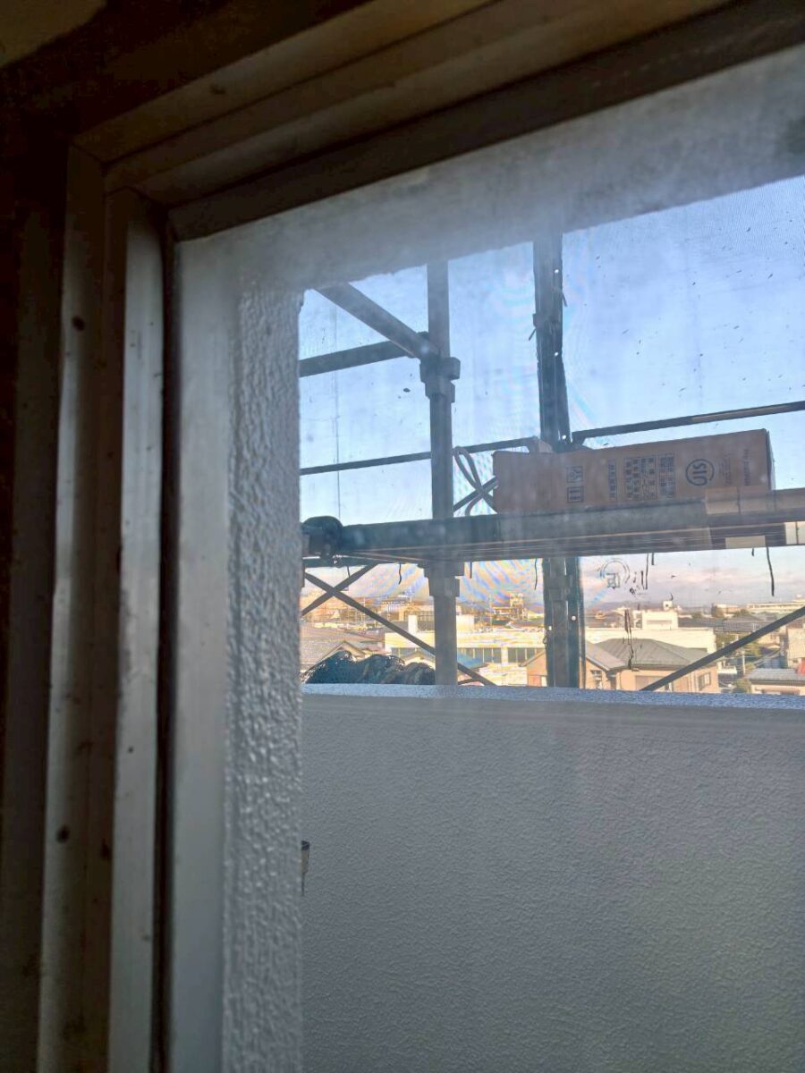 コーキングを新しく打ち替えて安全確保！