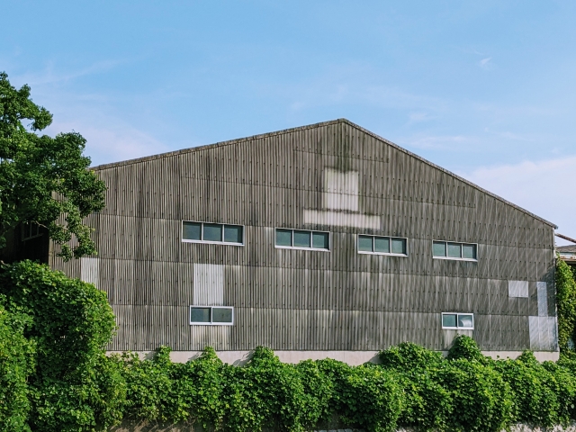 工場でよくある窓・建具の営繕相談とは？【栃木市 伊沢ガラス】